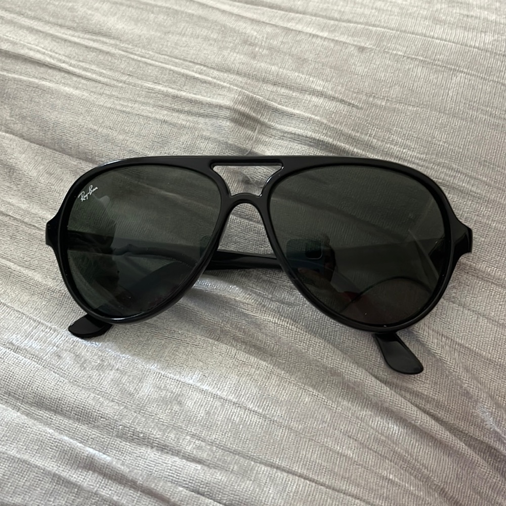 RayBan Cats 5000